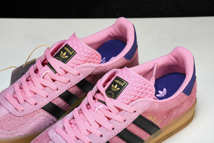 ad low-top sneaker gazelle indoor ie7002