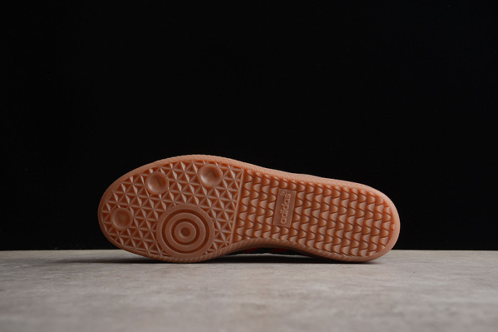 ad low-top sneaker 23031314