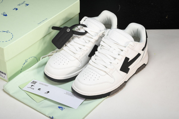 of c/o odsy-1000 sneakers